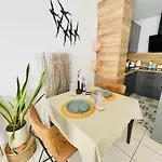 Apartment Maxime Park