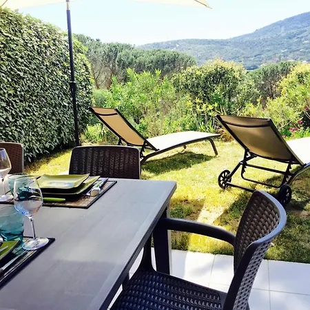 Maxime Park Apartment *