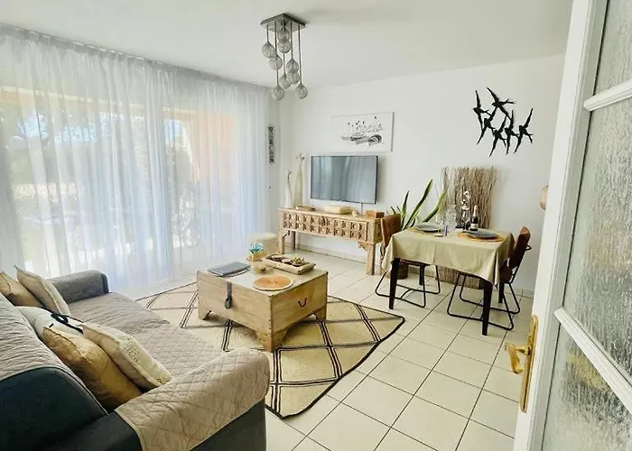 Maxime Park Appartement *